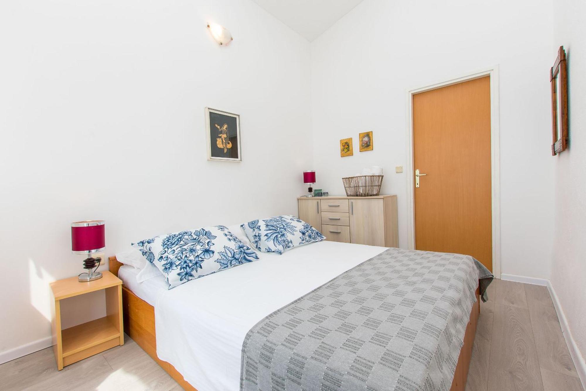 Apartment Terezija ピサック エクステリア 写真