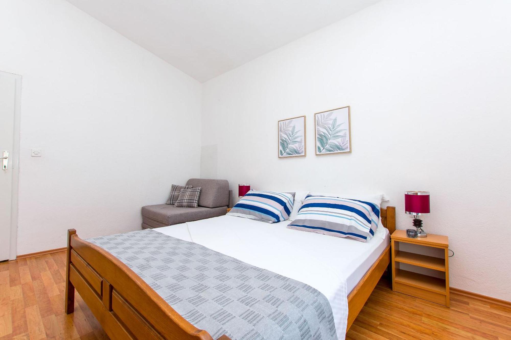 Apartment Terezija ピサック エクステリア 写真